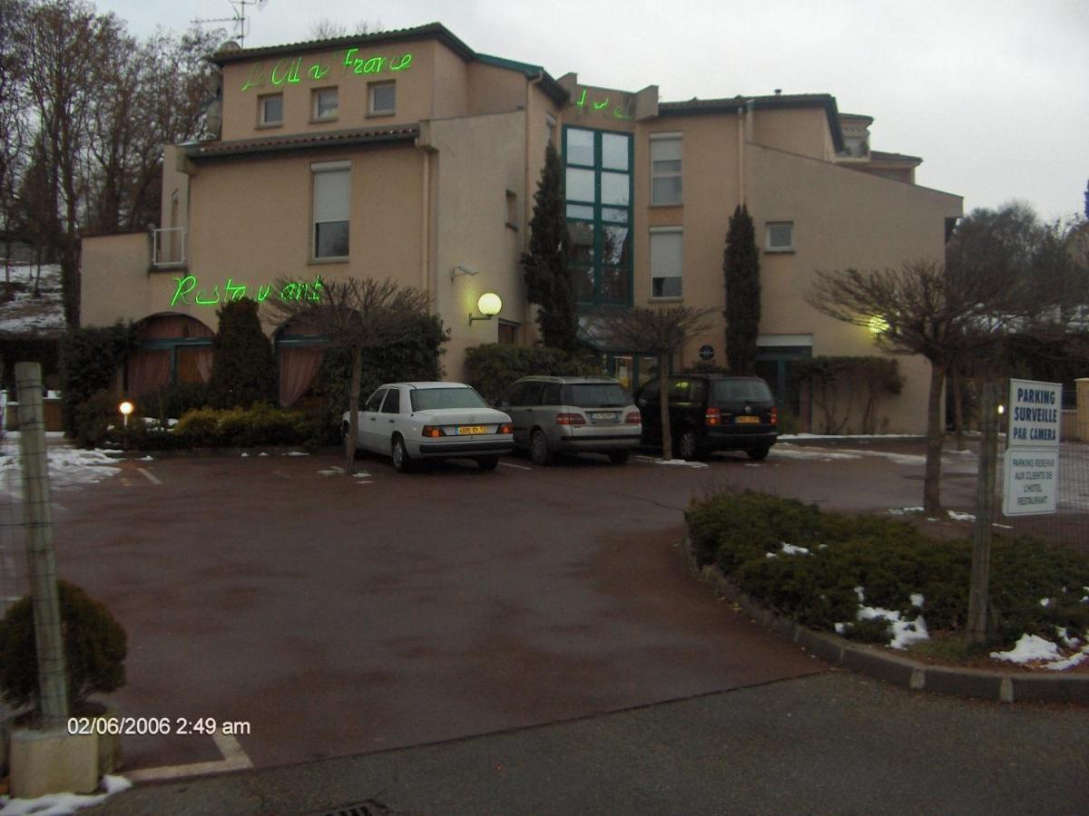 吉尔德法国酒店 蒙布里松 外观 照片